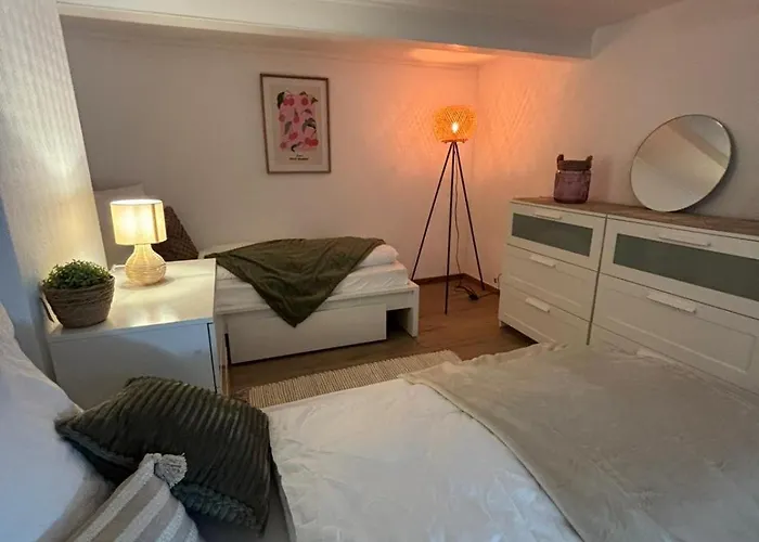 Lejlighed 115 Qm Fuer Bis Zu 8 Personen Mit 4 Schlafzimmern Lünen