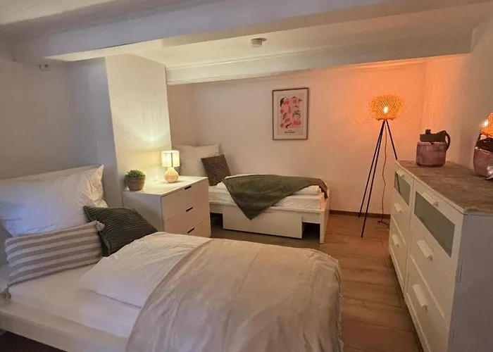 Lejlighed 115 Qm Fuer Bis Zu 8 Personen Mit 4 Schlafzimmern Lünen